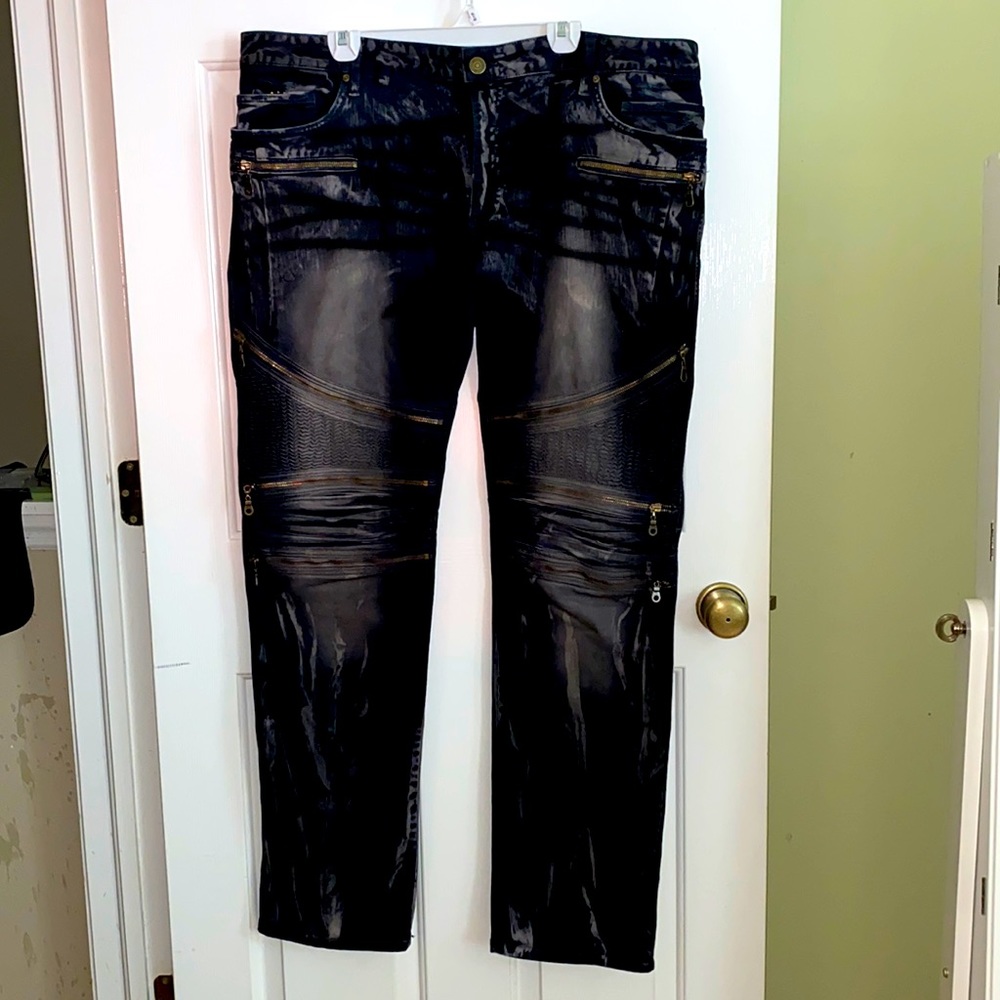 EUC Robin’s jeans